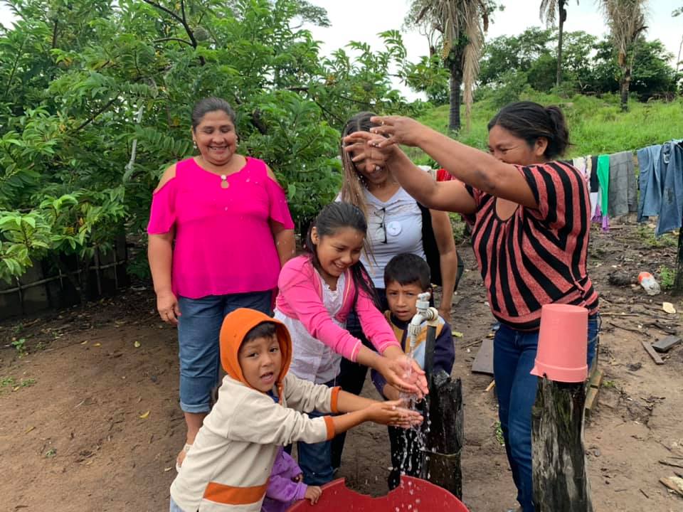 DÍA MUNDIAL DEL AGUA: crece la responsabilidad en Santa Cruz, gracias al trabajo de los gestores y promotores