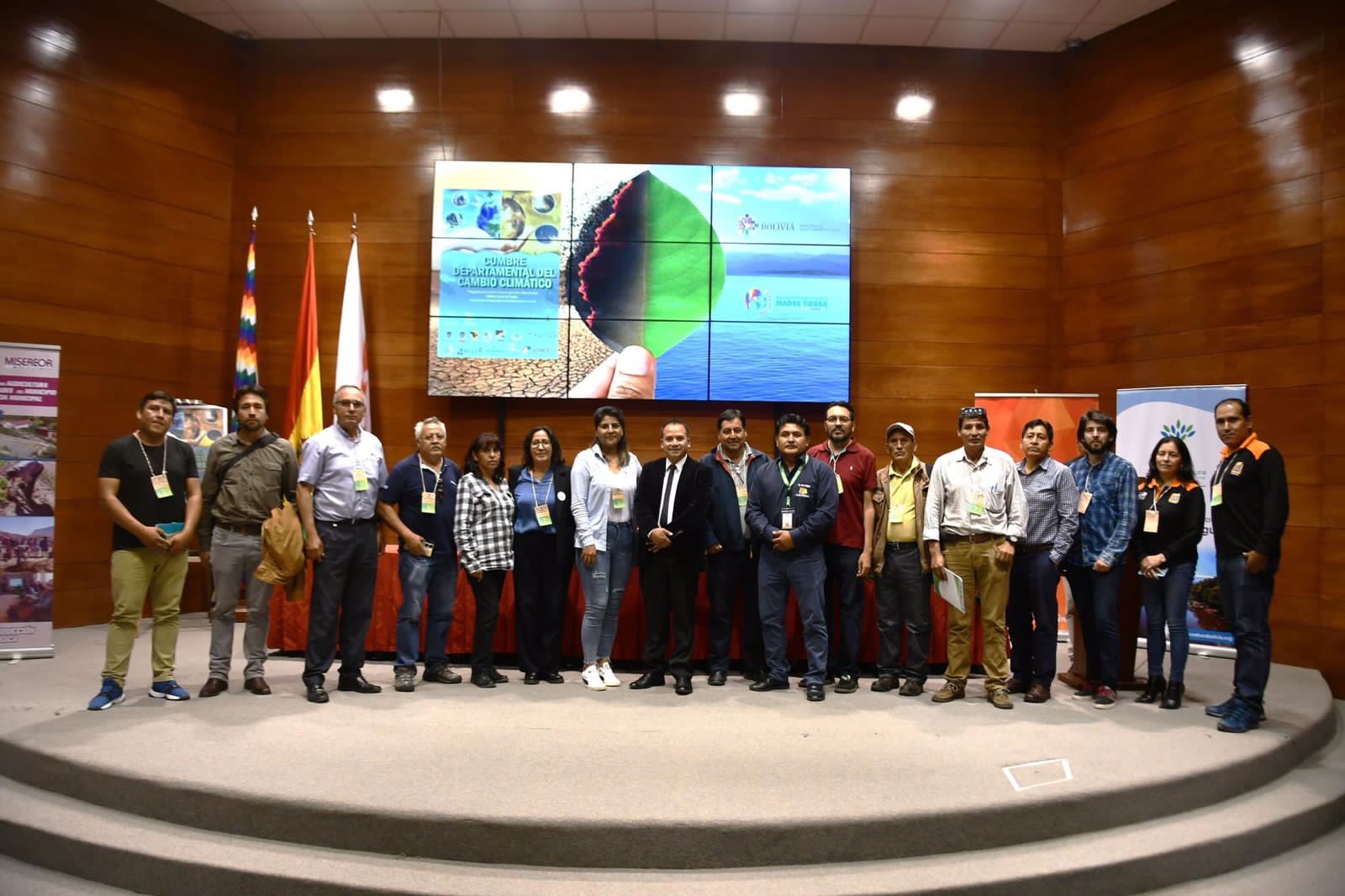 Chuquisaca lidera con éxito la Cumbre Departamental del Cambio Climático