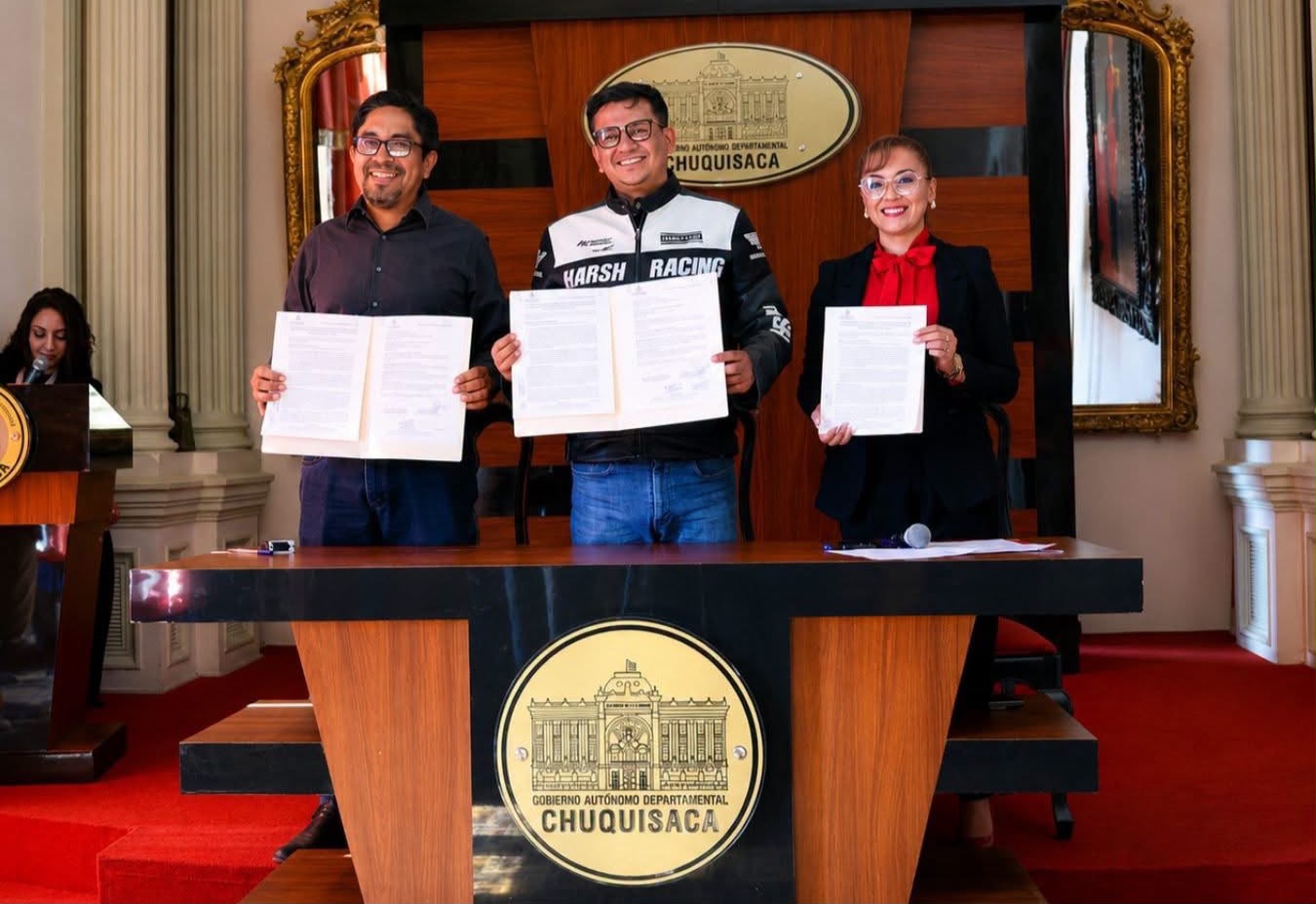 Promover leyes de conservación de fuentes de agua a nivel de territorios municipales